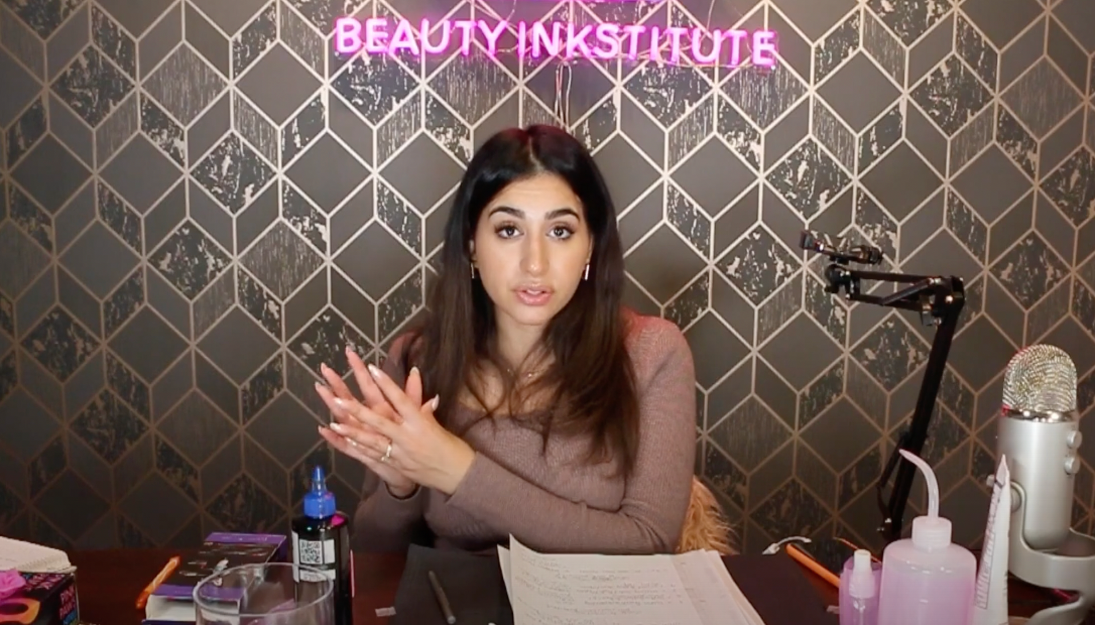 Things to know if you want to become a nano brow artist